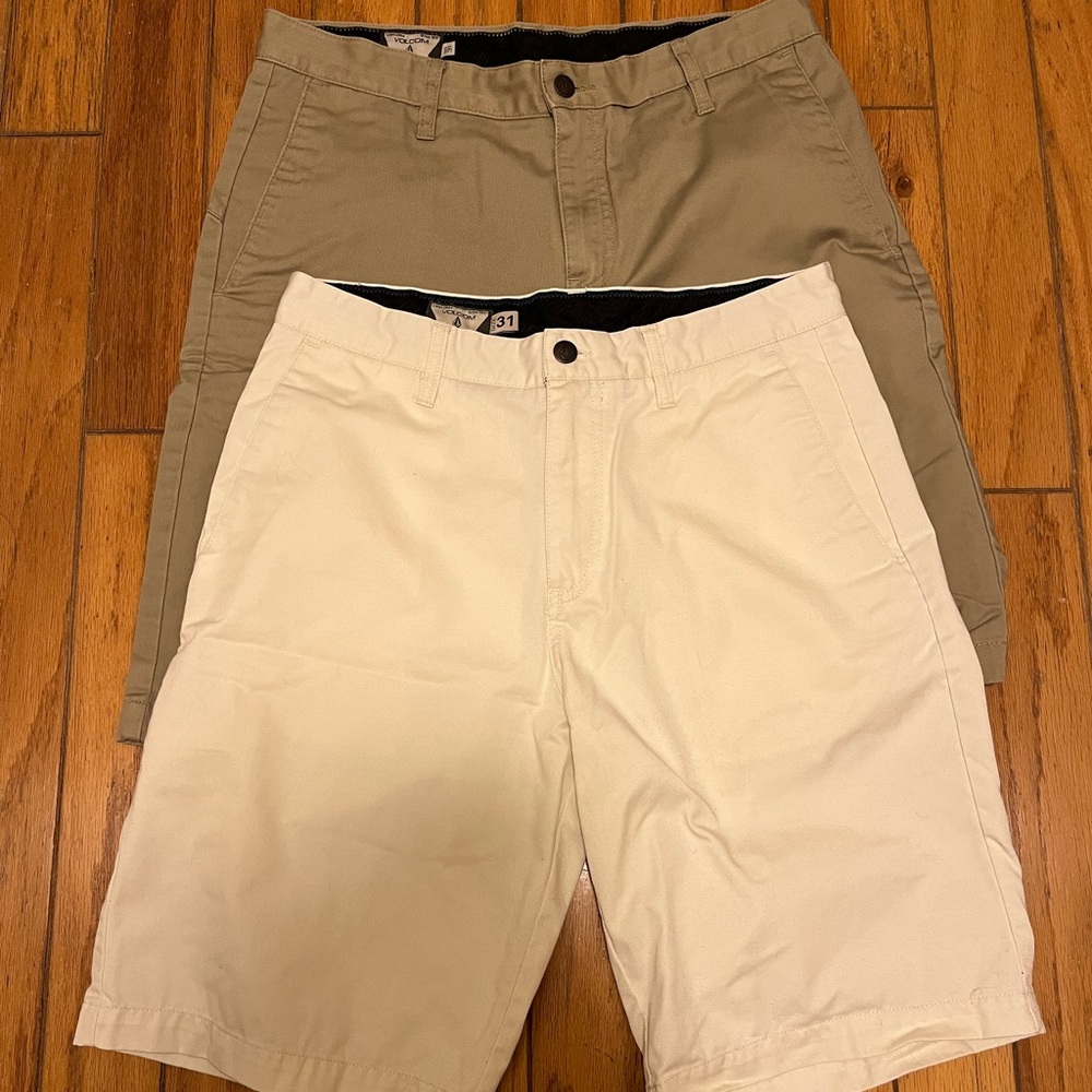 Volcom shorts